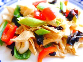 Tofu caillé séché 豆皮